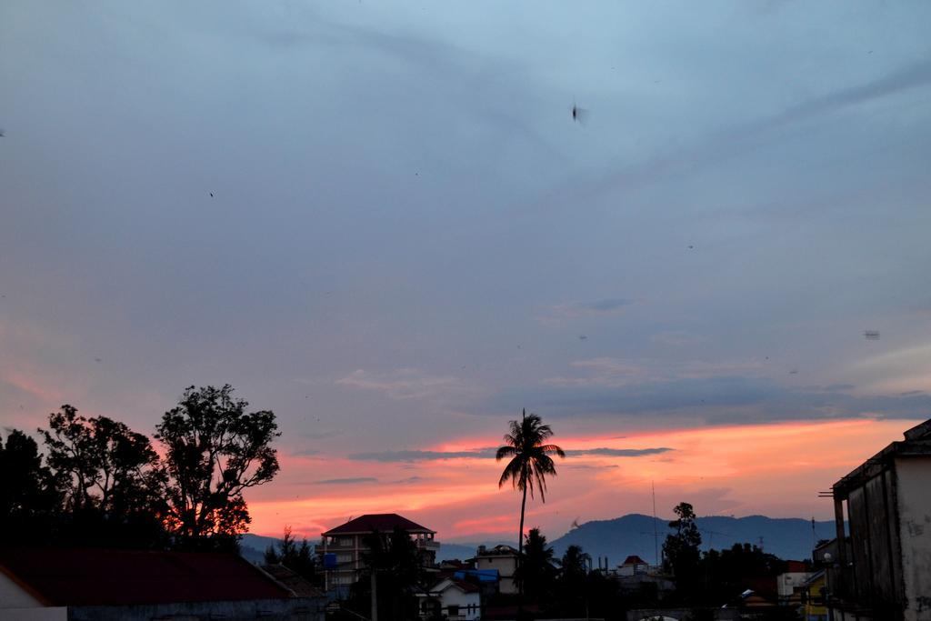 Bird'S Nest Vandrerhjem Kampot Eksteriør bilde